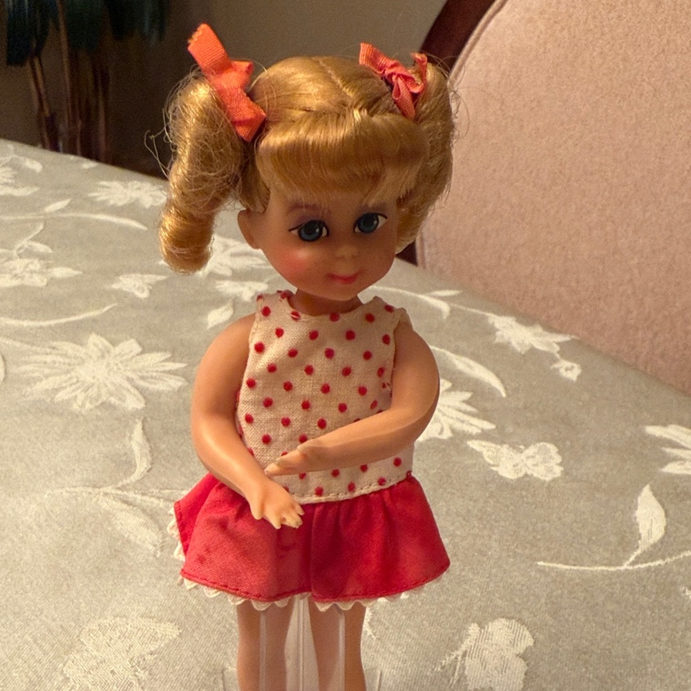 Mattel 1965 Vintage Buffy & Mrs. Beasley from Family Affair - Picture 4 of 6